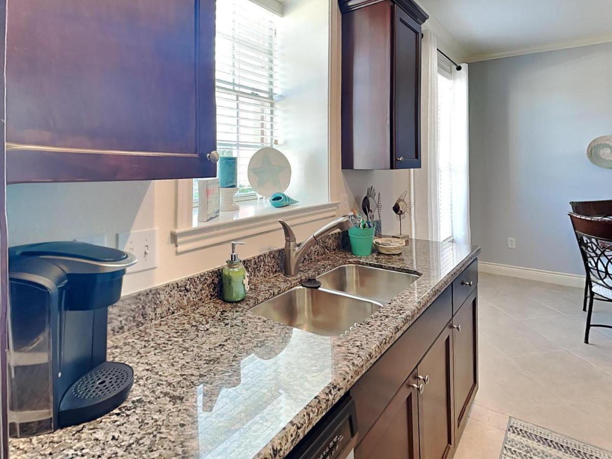Dawn 315-Saltwater Escape Apartment Galveston Exterior photo